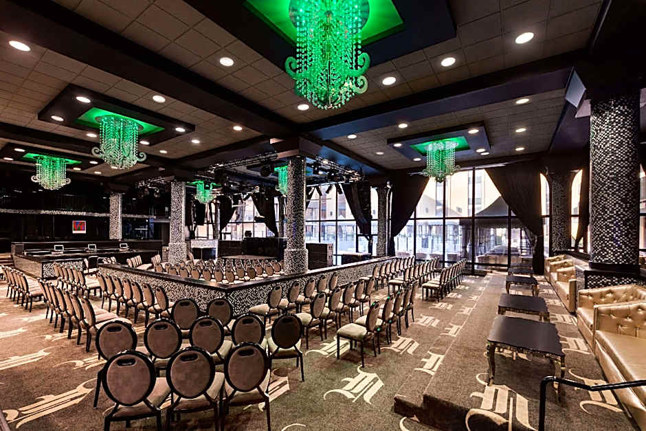 Wyndham Dallas North – Dallas, TX