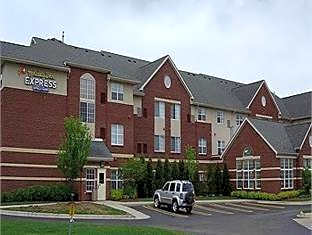 Holiday Inn Express Hotel & Suites Southfield - Detroit