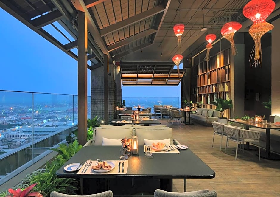 Ad Lib Hotel Khon Kaen