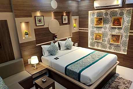 HOTEL CENTRAL SQUARE (MUZAFFARPUR)