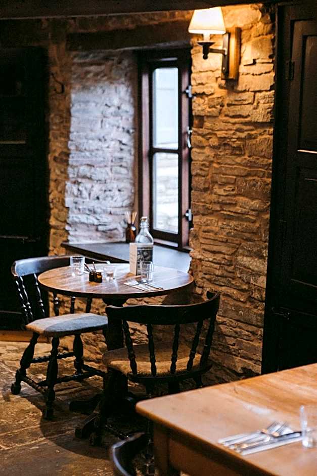 The Bulls Head Wild Cabins