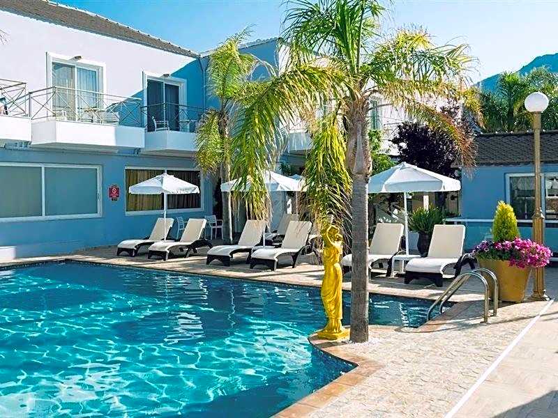 Paradice Hotel Luxury Suites