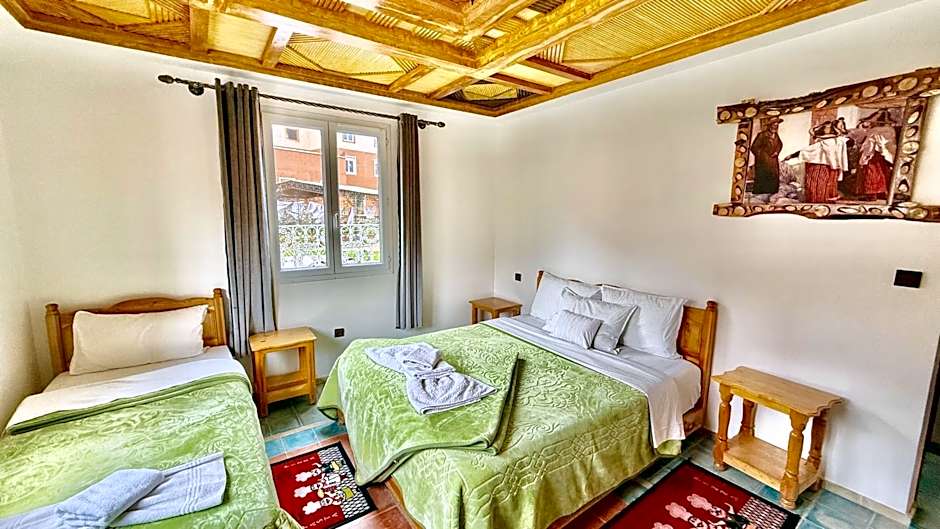 Hotel New Mars Dades