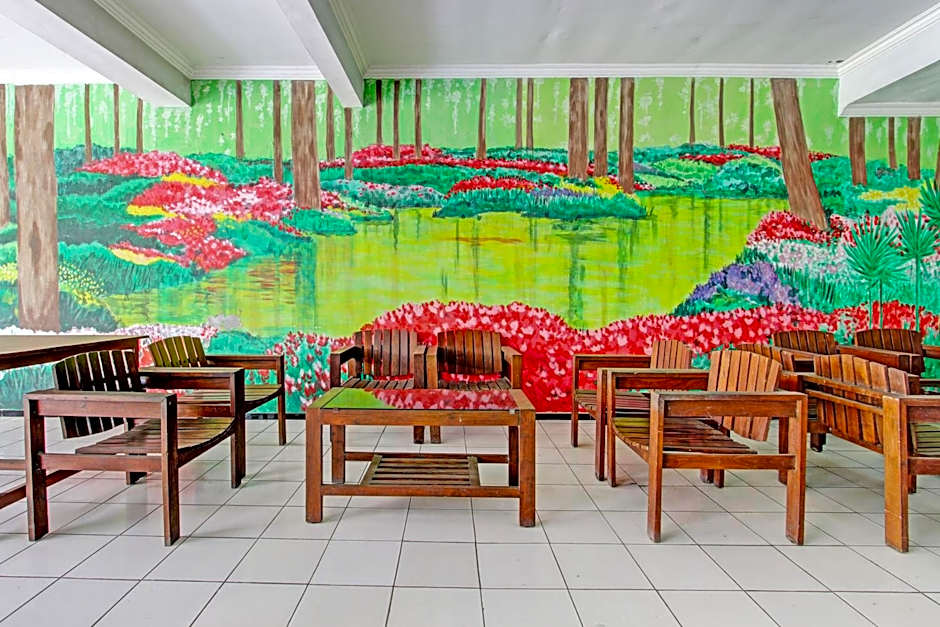 Super OYO Capital O 93240 Candra Dewi Hotel