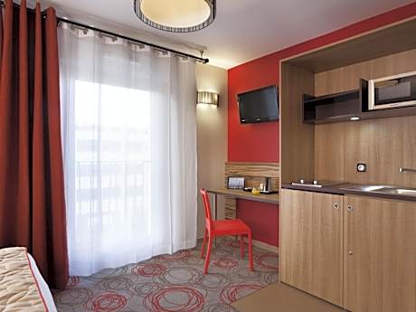 Studio with Double Bed