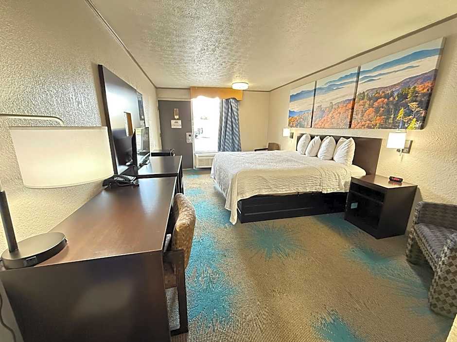 Days Inn by Wyndham Knoxville West