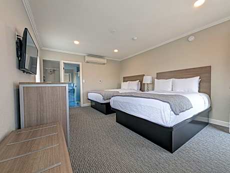 Queen Room with Two Queen Beds