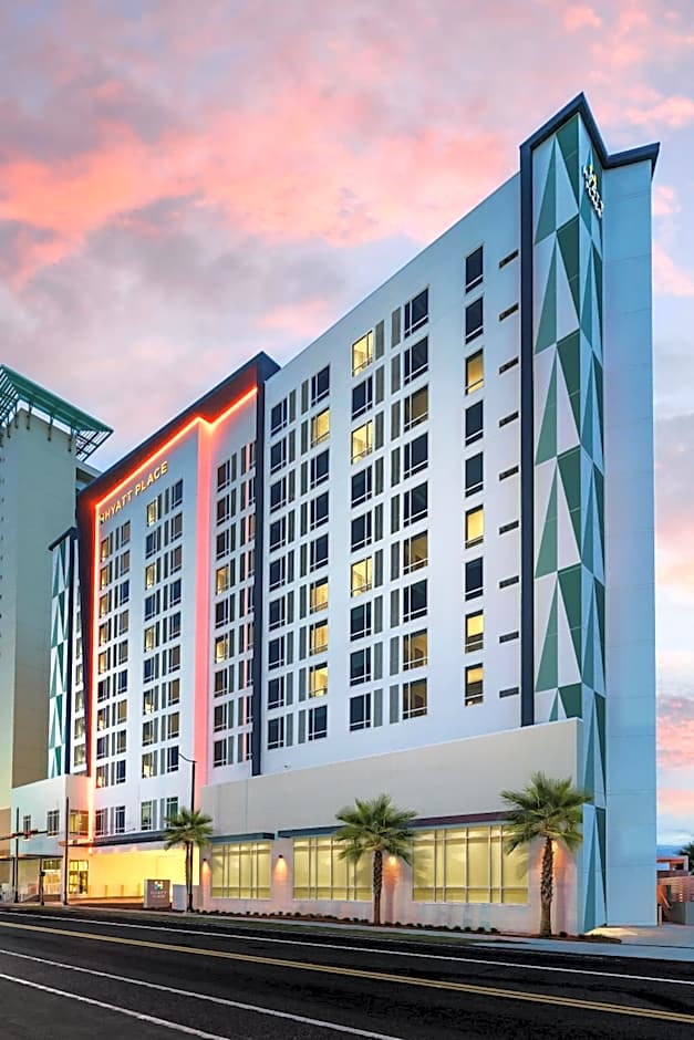 Hyatt Place Panama City Beach - Beachfront