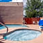 Econo Lodge Inn & Suites Santa Fe