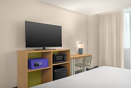 King Room - Hearing Access