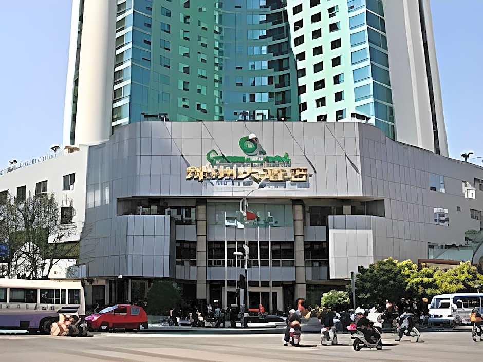 Kunming Green Land Hotel