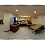 Holiday Inn Express LaGuardia Airport By IHG