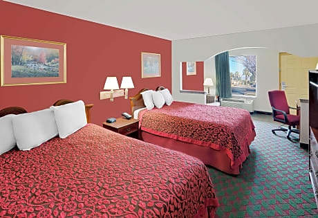 1 King Bed Studio Suite Non-Smoking
