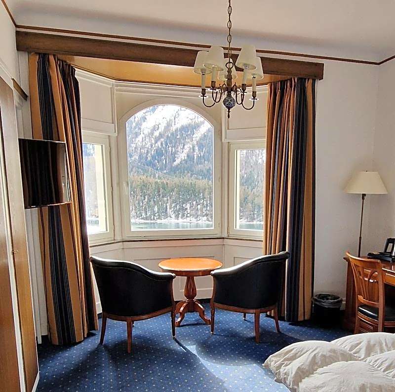 Photo 1 sur 13 de Superior 1 Double Bed or 2 Beds, Lake View