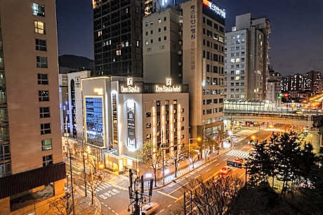 Denbasta Hotel Whamyung