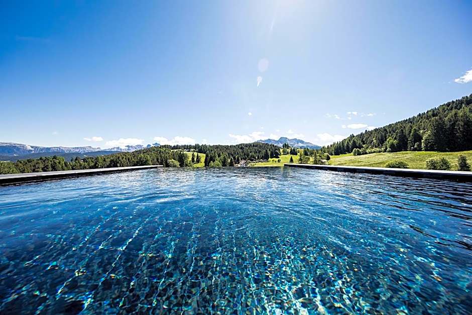 Green Luxury Hotel Pfösl