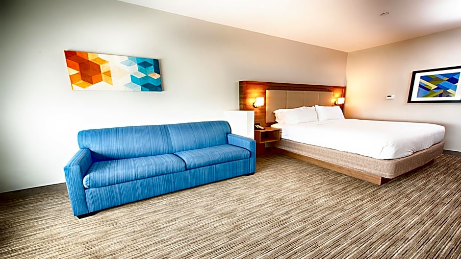 Holiday Inn Express & Suites Houston SW - Sharpstown By IHG