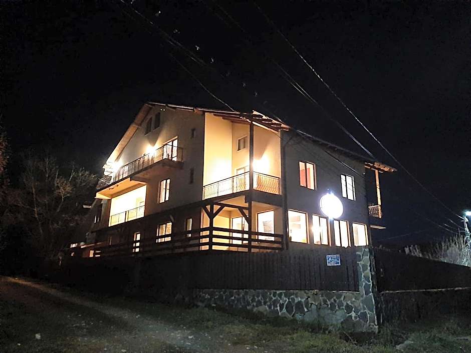 Pensiunea Montan din Bran,sat Simon SPA indoor