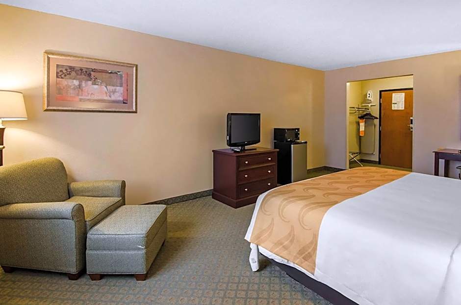 Quality Inn Summersville