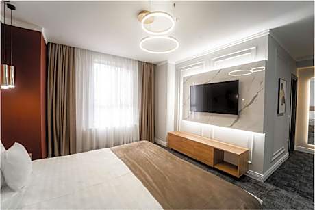 Deluxe Double Room with Bath