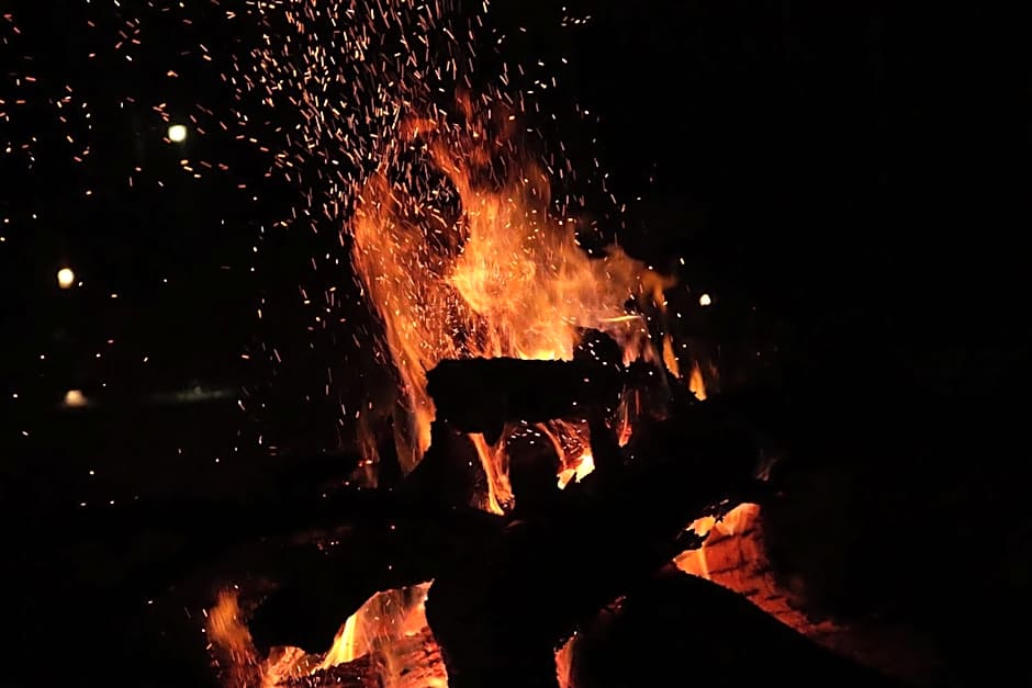 Mela Luxury Game Lodge