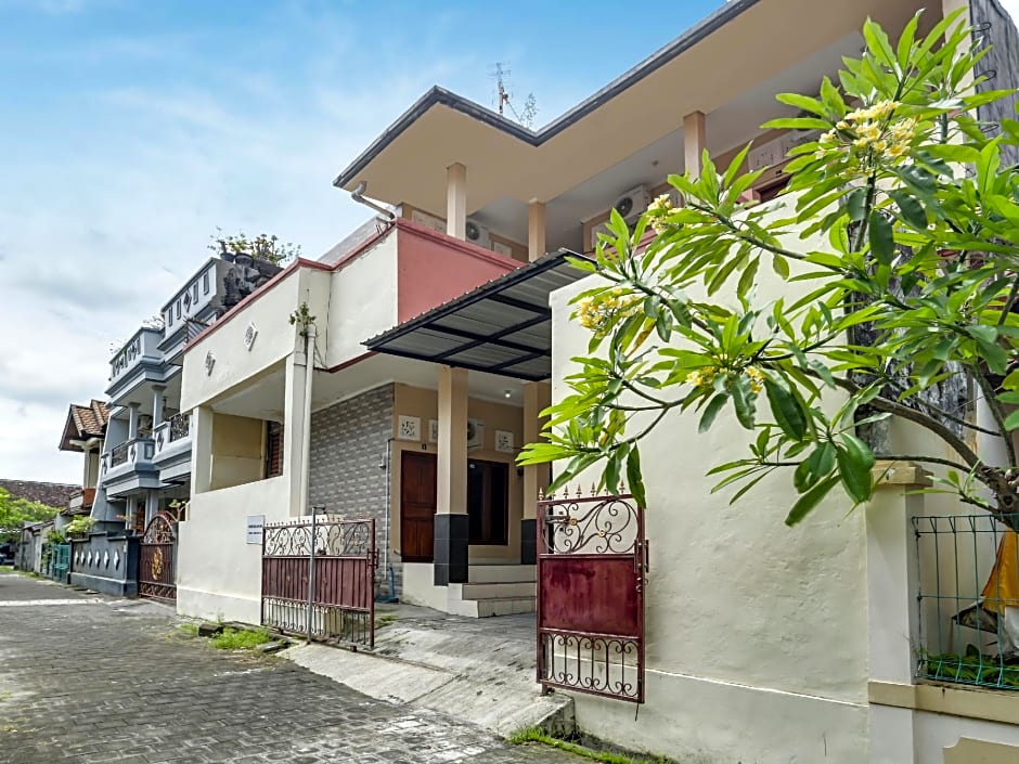 OYO 90908 Handika Jaya Mm