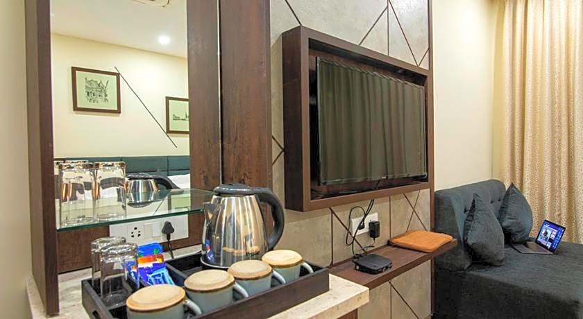 Anna Residency- White Town