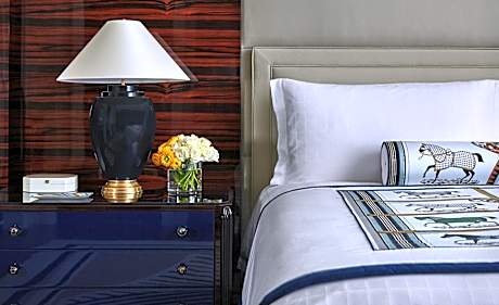 Premier Room twin beds