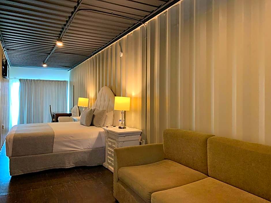 Container Inn Hotel Aeropuerto