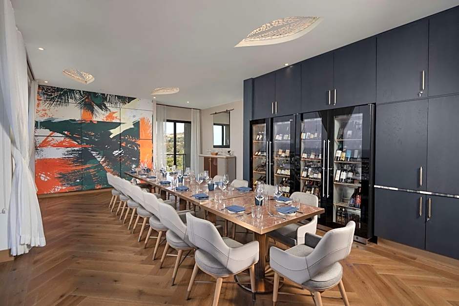 Hotel La Jolla, Curio Collection by Hilton