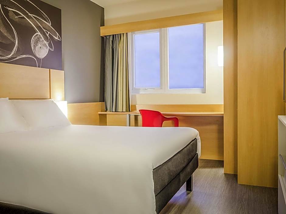 ibis Porto Alegre Assis Brasil