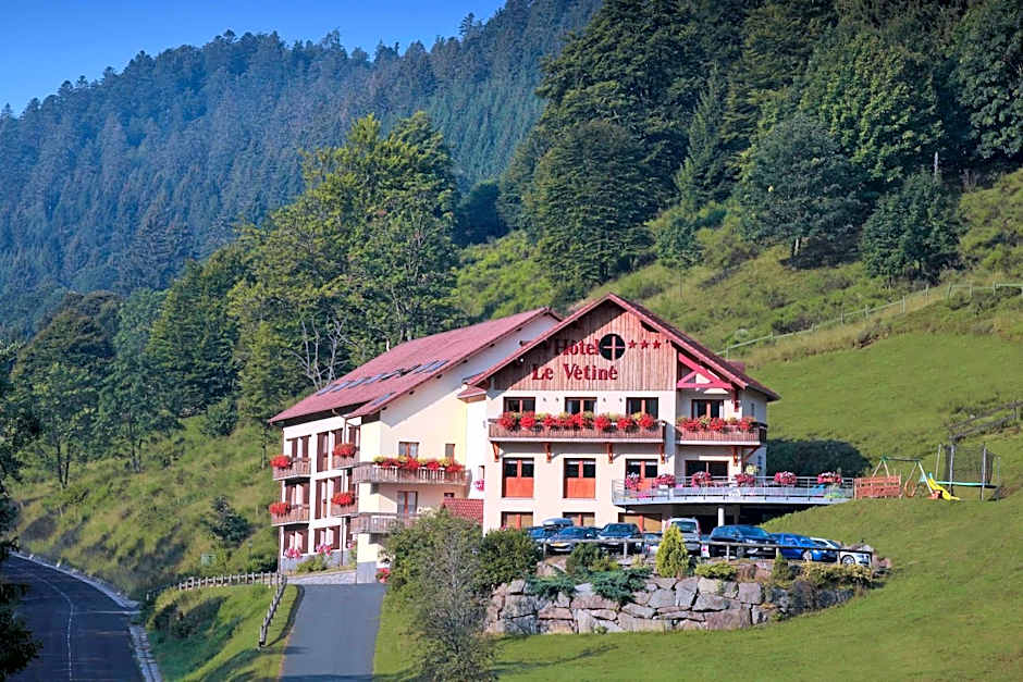 Logis Hôtel Le Vétiné