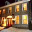 Sir Isaac Brock B&B Luxury Suites
