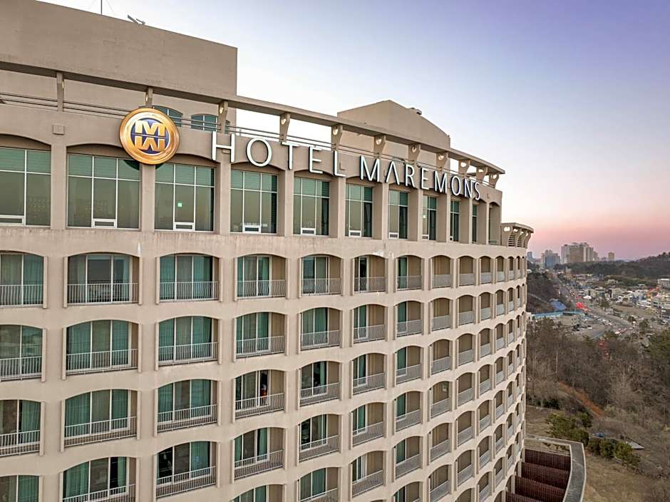 Hotel Maremons