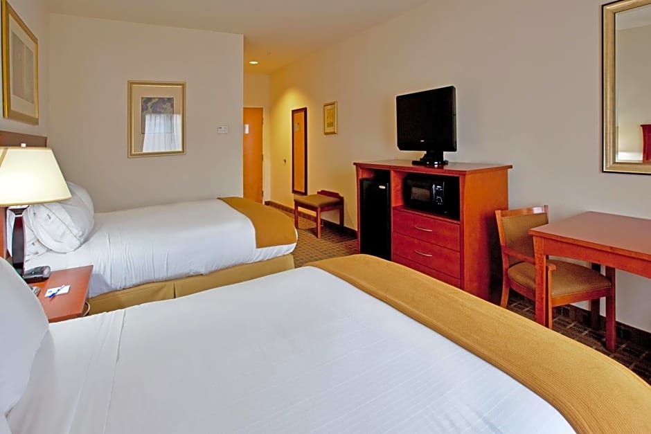 Holiday Inn Express Hotel & Suites Hardeeville - Hilton Head