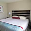 Super 8 by Wyndham Saskatoon Near Downtown