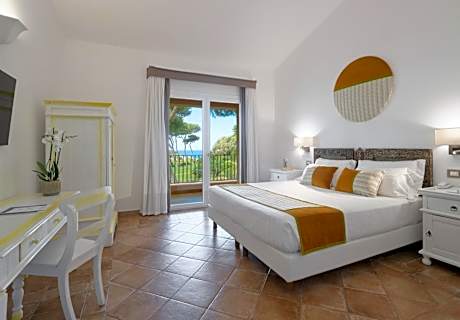 Deluxe Double Room with Sea View
