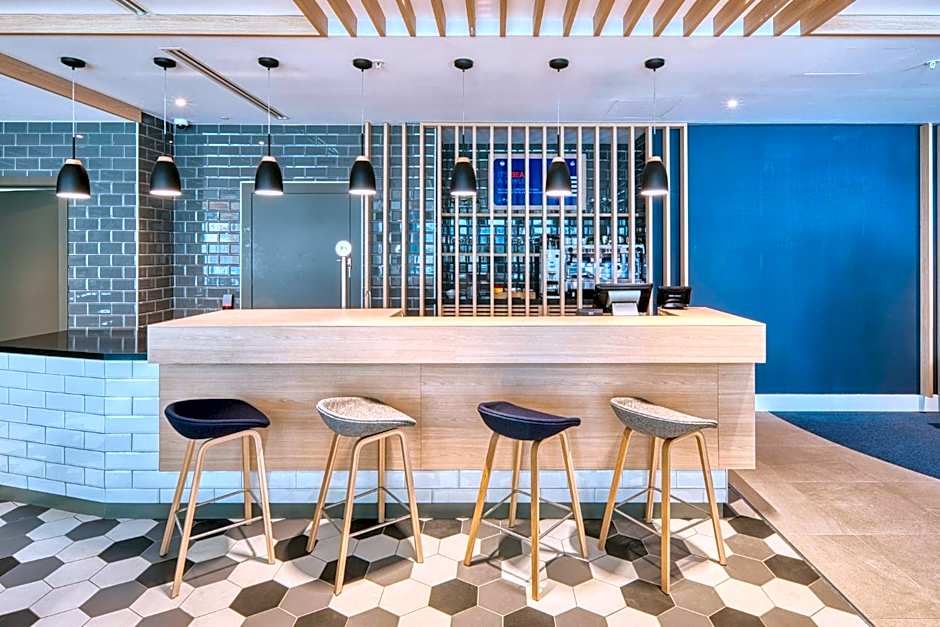 Holiday Inn Express Madrid Airport By IHG