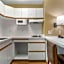 Extended Stay America Select Suites - Jacksonville - Baymeadows