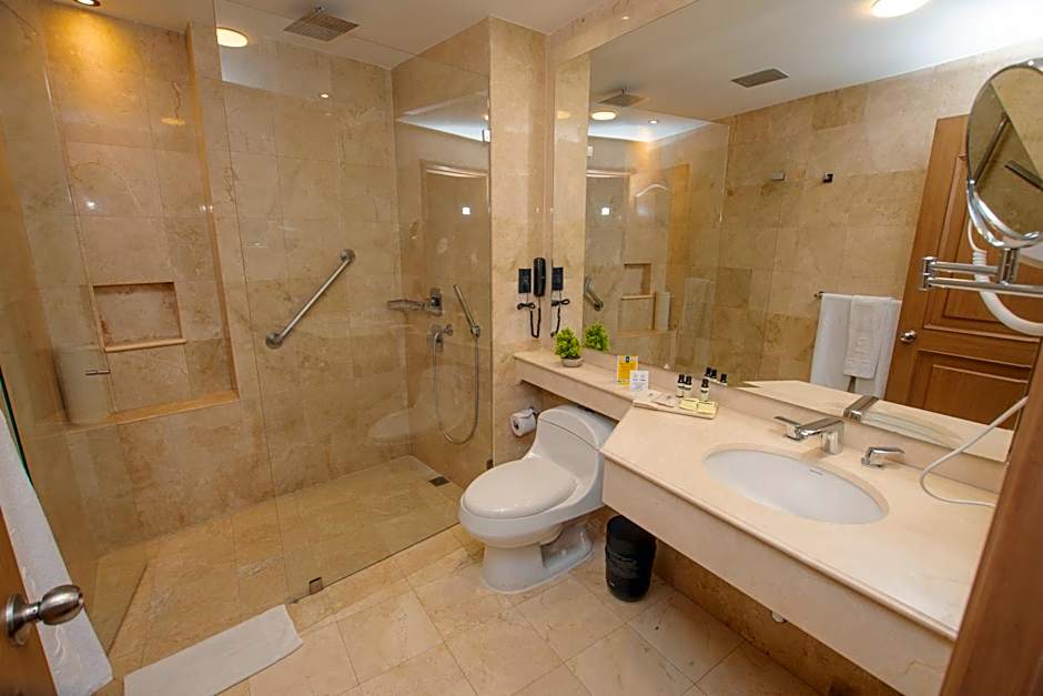 Hotel Dann Carlton Cali