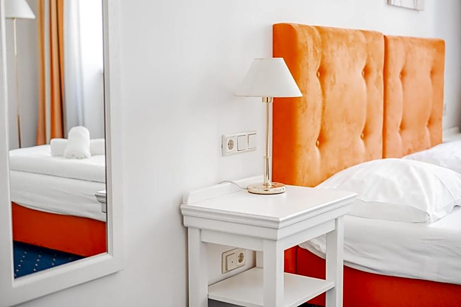 Self-Check-In Hotel Adlon