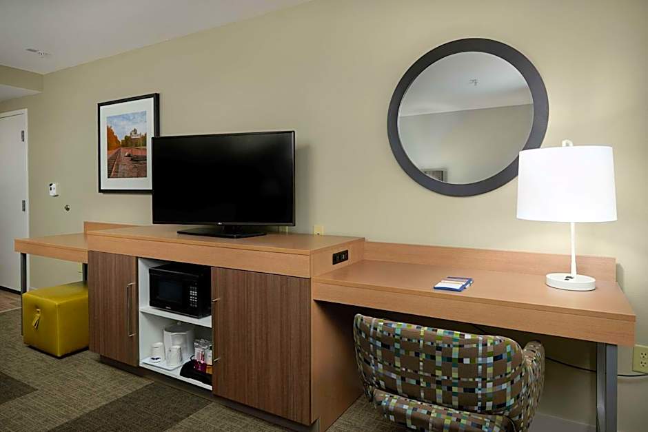 Hampton Inn By Hilton & Suites Rogers