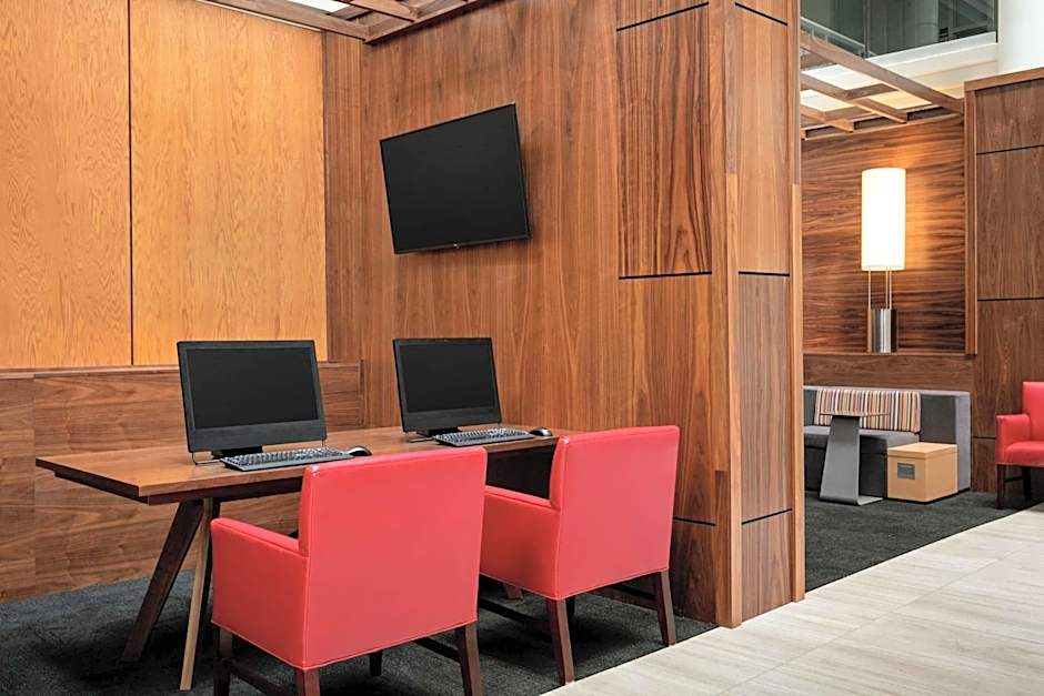 Embassy Suites By Hilton Hotel Richmond-Commerce Center
