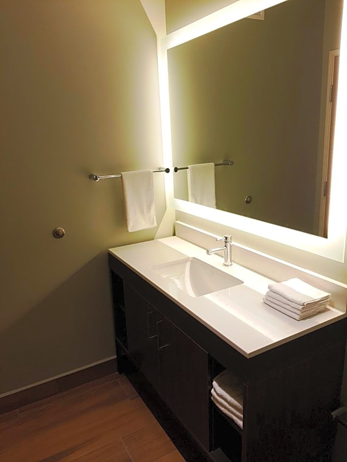 Staybridge Suites Guadalajara Novena By IHG