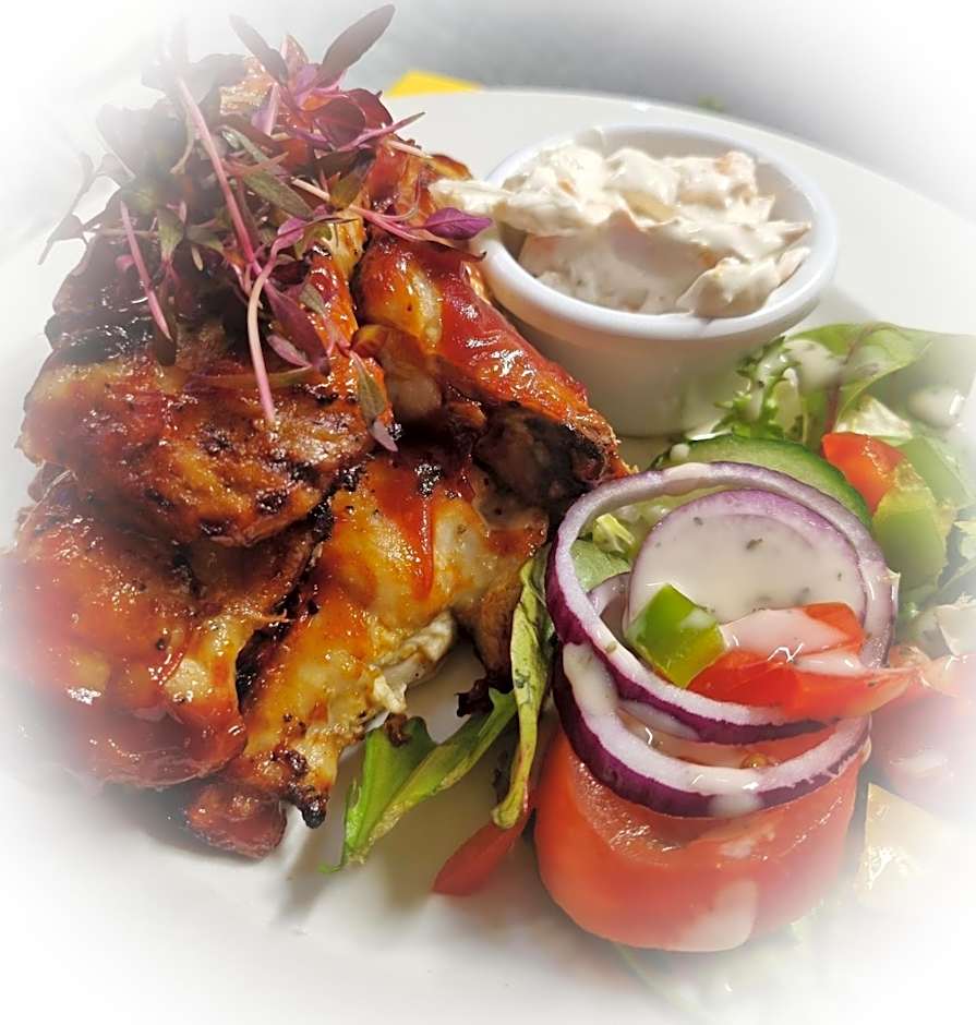 The Red Lyon Slinfold