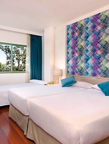 Standard Room with Extra Bed