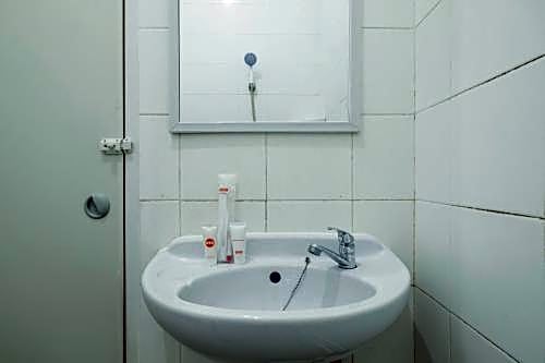 OYO 2132 Pondok Avicenna