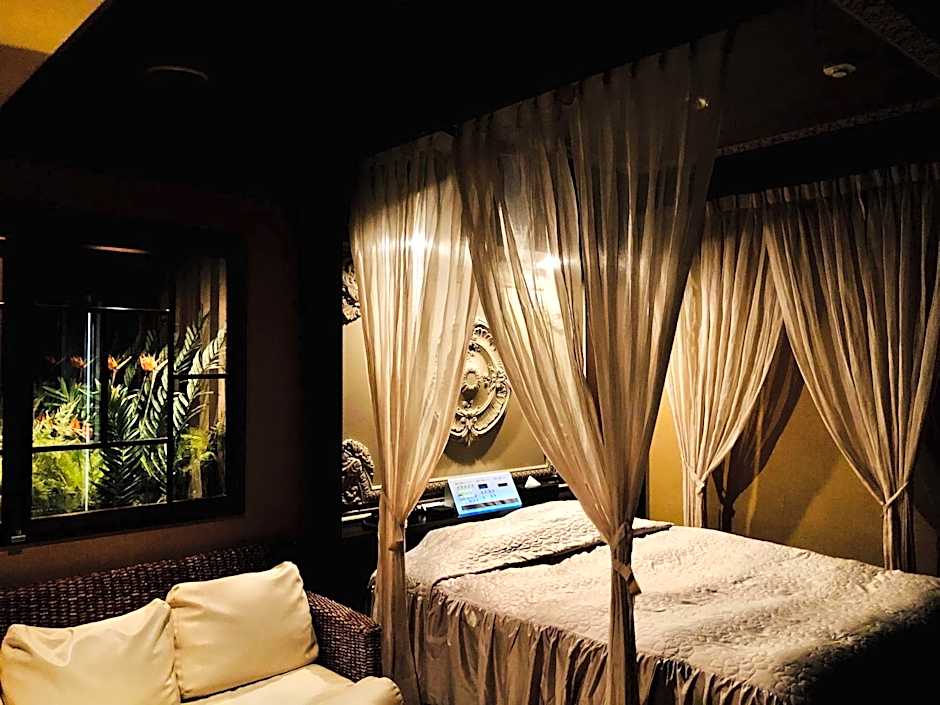 HOTEL KAZAN (Adult Only)