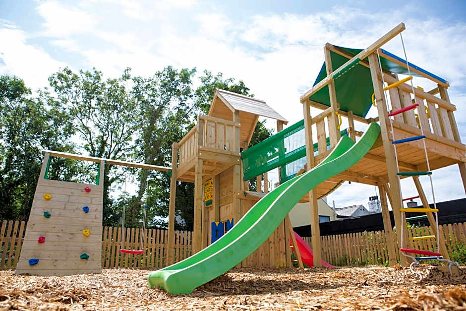 The Valley Hotel, Anglesey