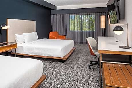 Queen Room - Hearing Accessible